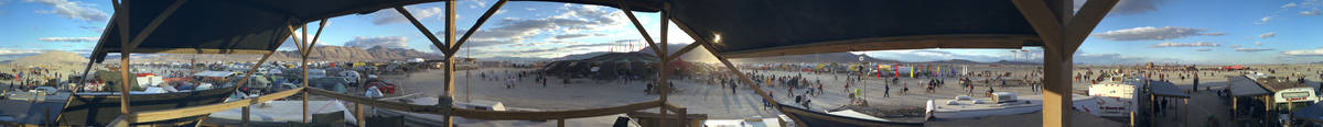 Panorama: Burning Man 2000 Panorama from First Camp