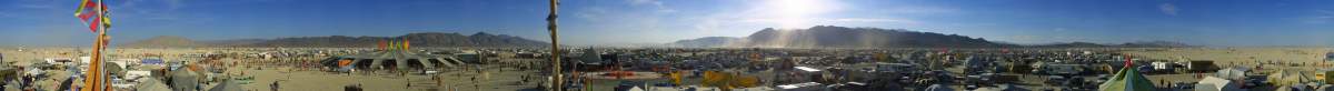 Panorama: Burning Man 2001 Long Panorama from Stoke 'n' Poke's Game-a-Lot near center camp