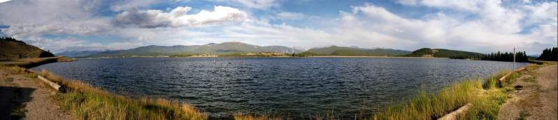Panorama: Grand Lake, entrance to Rocky Mountain National Park
