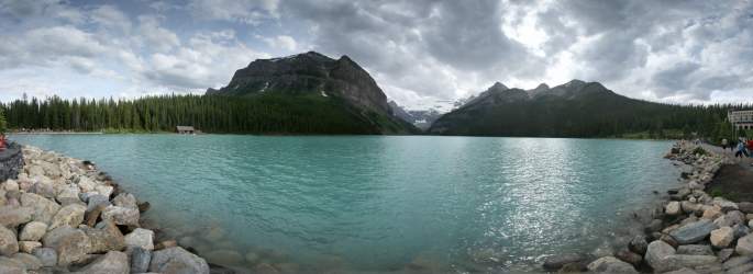 Panorama: Lake Louise with dark sky