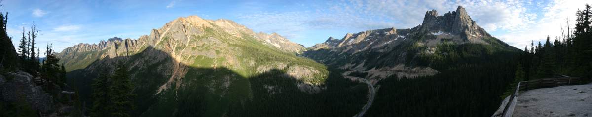 Panorama: North Cascades National Park