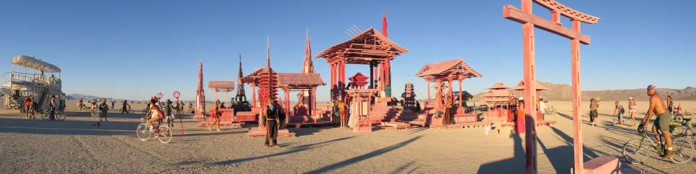 Panorama: The Temple of Dreams, Burning Man 2005