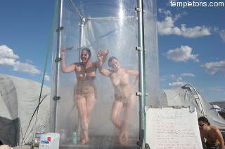 Two ladies from Neverwas Haul put on a show in Teppy's endless shower