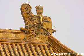 Detail on roof of palace building