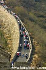 By 11am it becomes the great wall of tourists