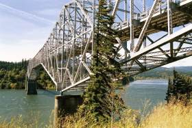 Bridge of the Gods over the Columbia Gorge